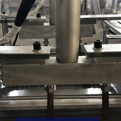 Boîte de papier multi intelligente automatique de déjeuner de grille de CHJ-G formant les aliments de préparation rapide jetables en plastique biodégradables de machine