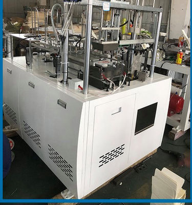 Machine automatique FBJ-C de fabrication de cartons de carton de papier de poulet de type de bateau
