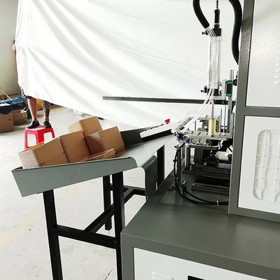 Plaque à papier de casse-croûte faisant des machines Fried Chicken Carton Sushi